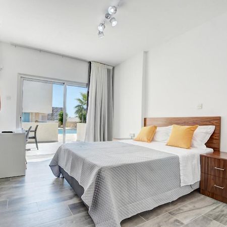 Myhome Delux, Ayia Napa 3 Bedroom With Pool Kültér fotó
